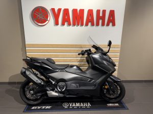 YAMAHA T-MAX 560