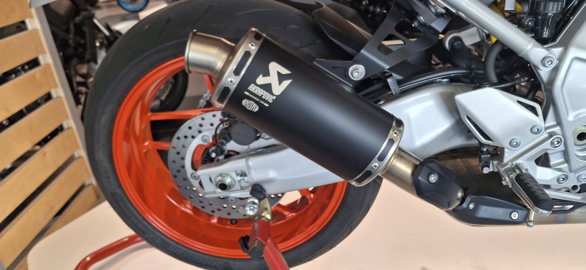 YAMAHA XSR 900 GP – Image 2