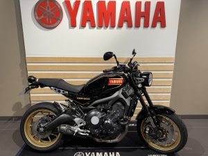 YAMAHA XSR 900