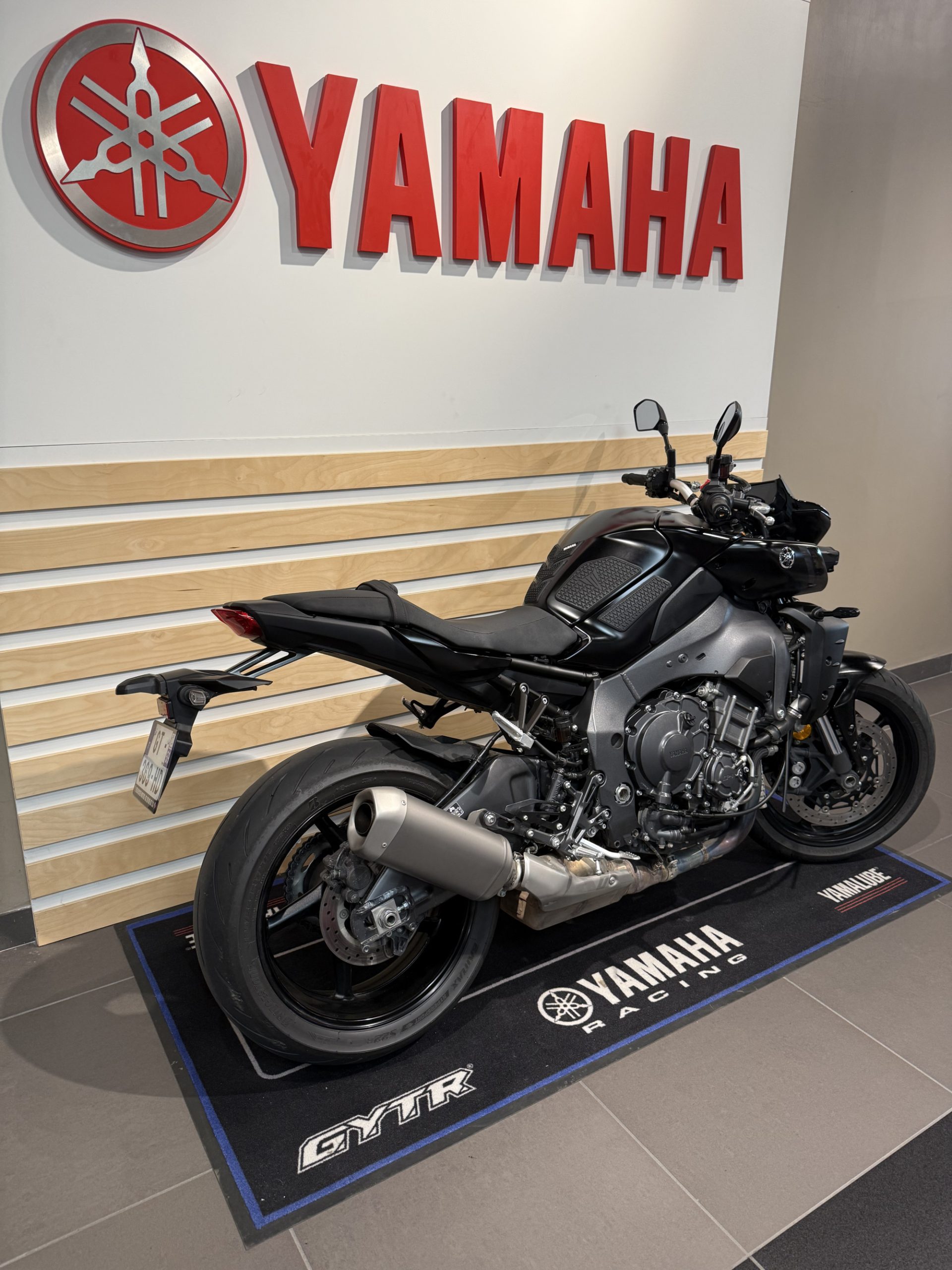 YAMAHA MT-10 – Image 2