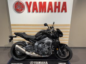 YAMAHA MT-10