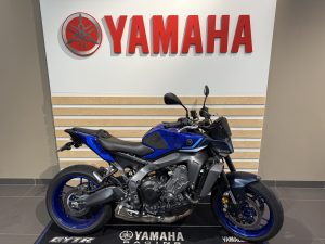 YAMAHA MT-09
