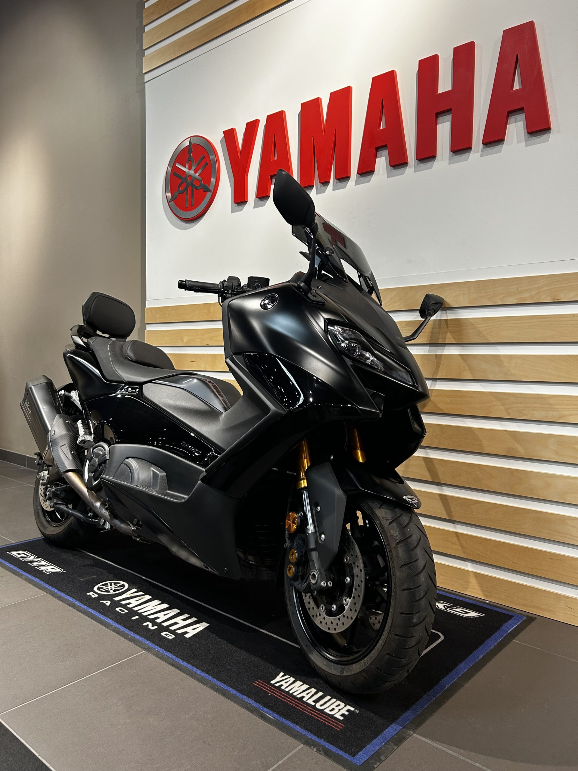 YAMAHA XP T-MAX 560 TECH MAX – Image 3